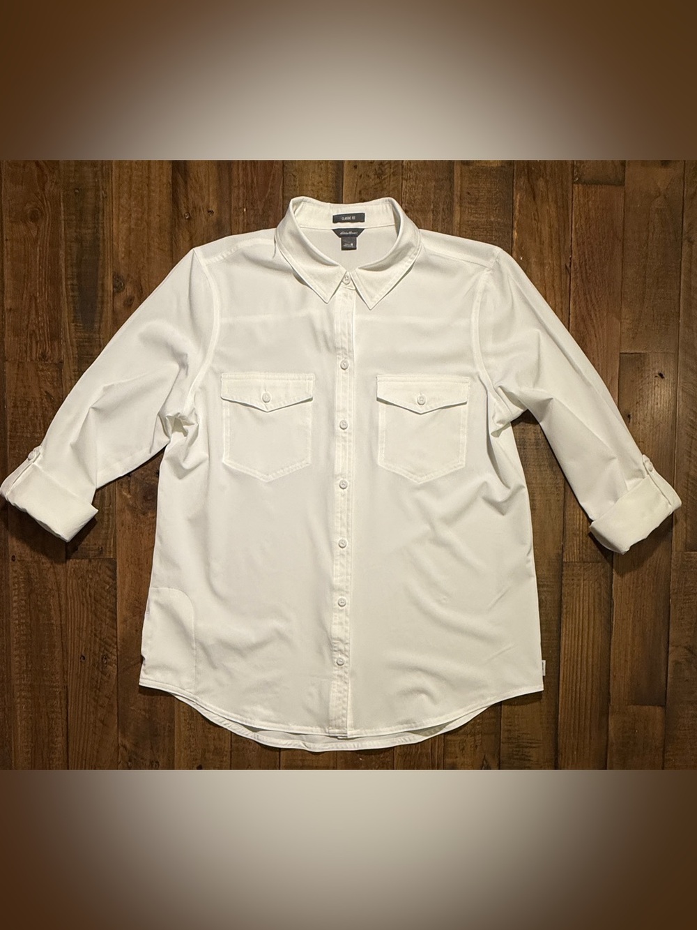 Eddie Bauer Women’s Medium White Departure Shirt – Classic Fit